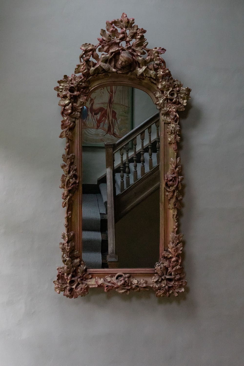 ornate_mirror_on_cream_background