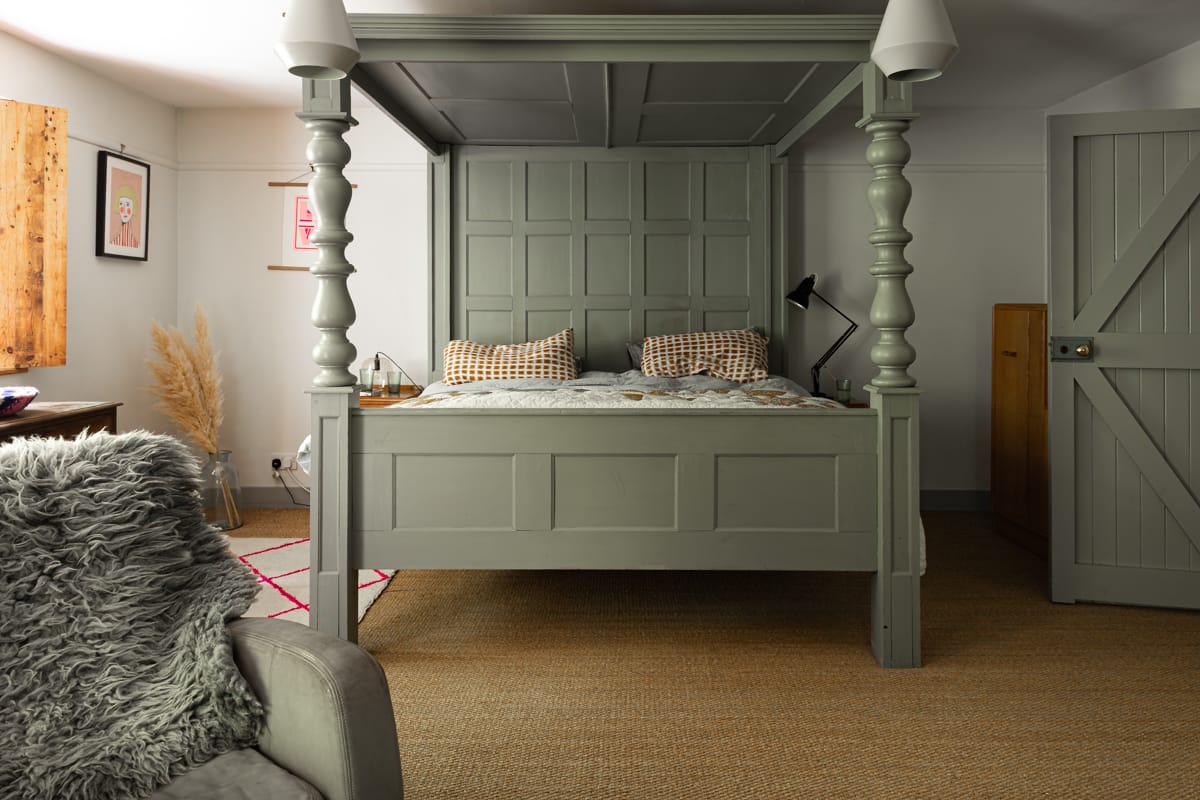 Bedroom_cottage_interiors_muted_colours
